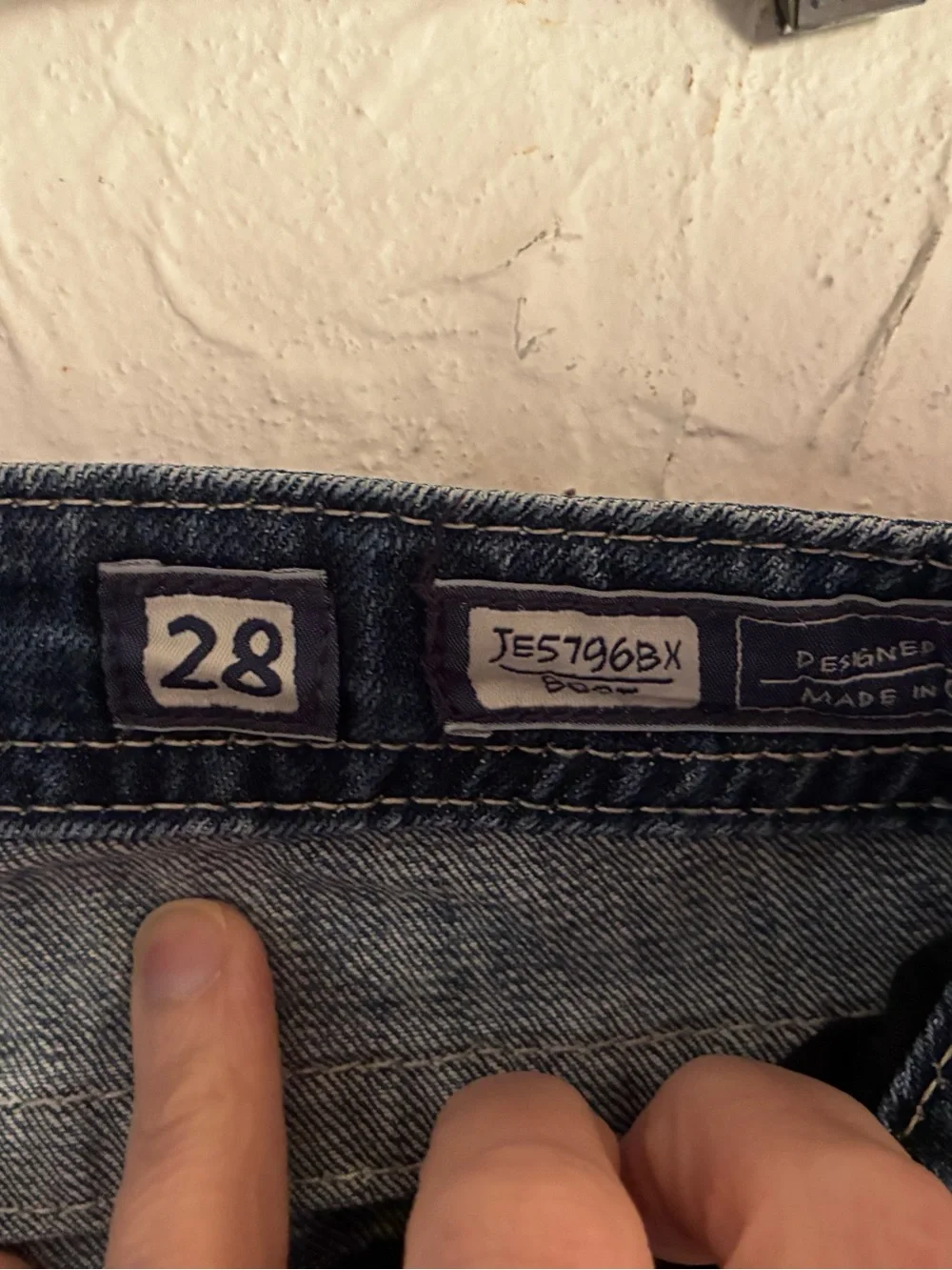 Miss Me Dark Blue boot cut Jeans with Embroidered Back Pockets 28L - Picture 3 of 5